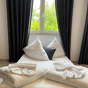 Hotel Yebs, Guntzbourg